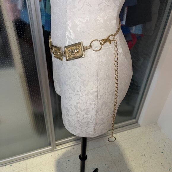 Vintage Womens One Size Gold Toned Rectangular Panel Jaguar Metal Belt - Picture 5 of 8